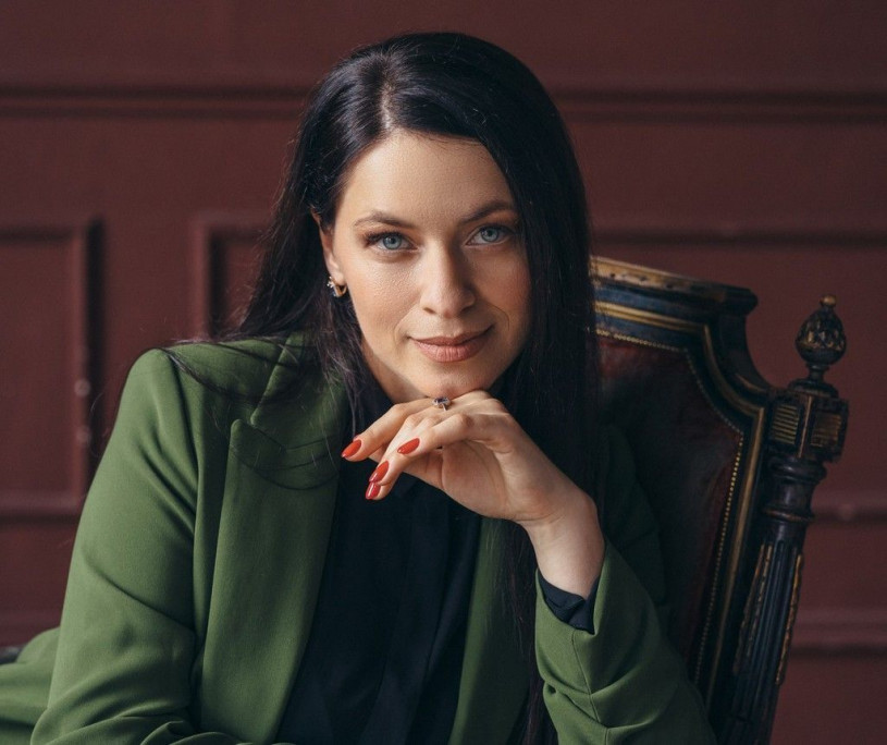 Певица Александра Зарянкина