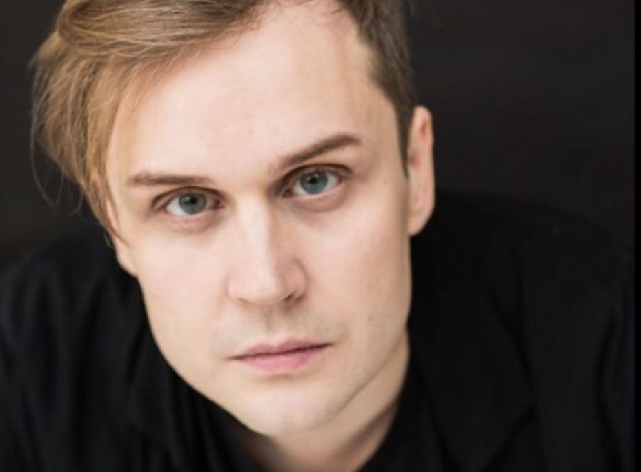Режиссер Дамир Бахтиев