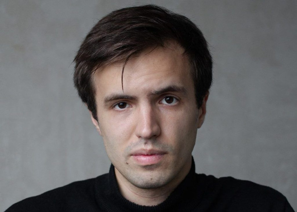 Актер Даниил Карасев