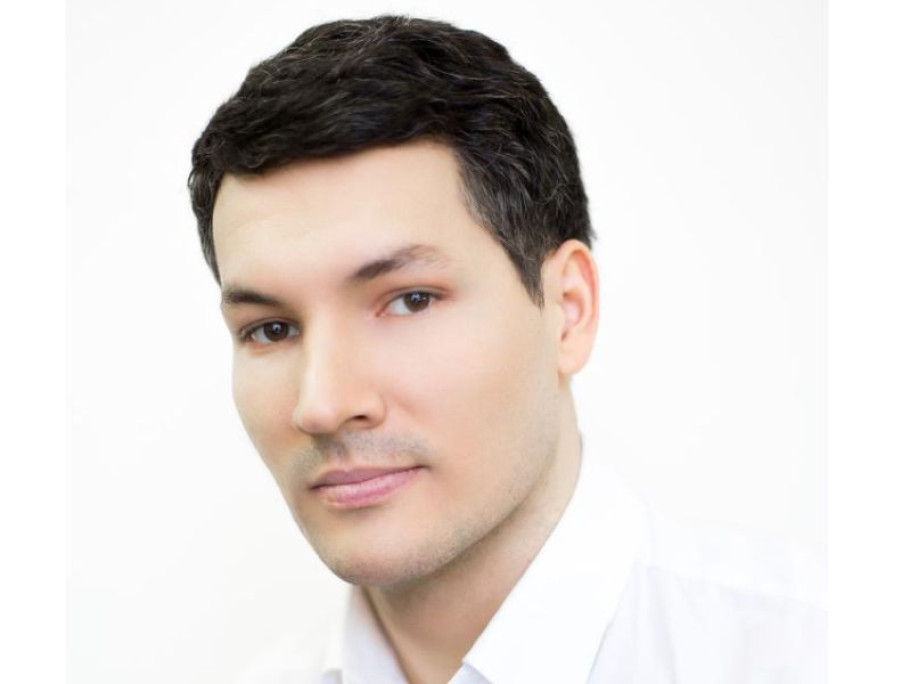 Певец Дмитрий Чеблыков