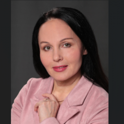 Надежда Зубкова
