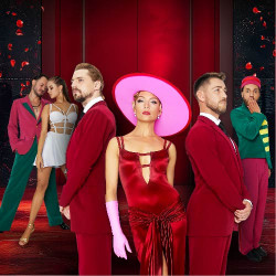 Гранд. История в отеле