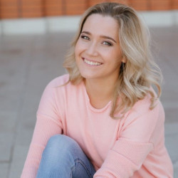 Элина Гусева