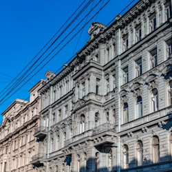 По дворам и парадным Владимирской