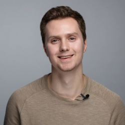 Андрей Батов