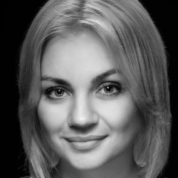 Юлия Костина