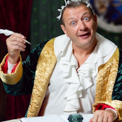 Жениться вам надо, барин!