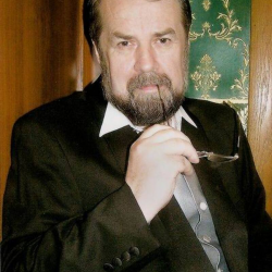 Валерий Мухарьямов