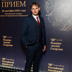 Алексей Лаптев