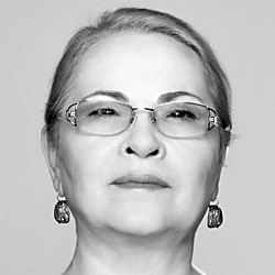 Нина Усатова