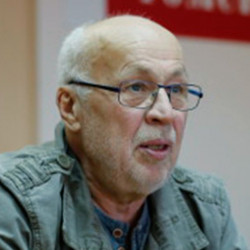 Анатолий Глухов