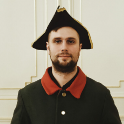 Андрей Огородников