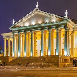 Тайны Зимнего театра: Путешествие в мир искусства и истории