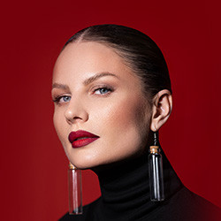 Ева Власова