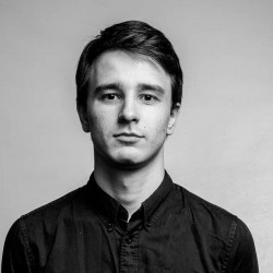 Евгений Комшилов