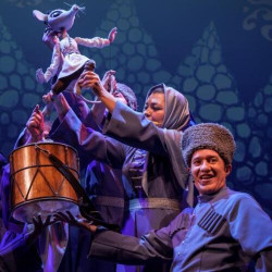 В единстве культур...