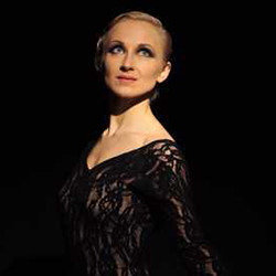 Лиза Розалес