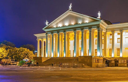 Тайны Зимнего театра: Путешествие в мир искусства и истории Тайны Зимнего театра: Путешествие в мир искусства и истории