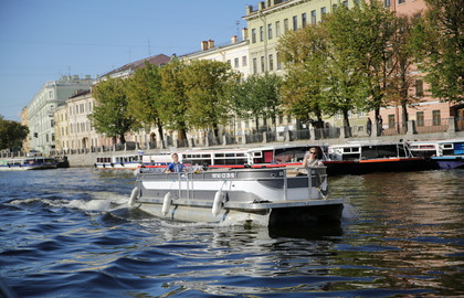 Разводные мосты на катере в мини-группе Разводные мосты на катере в мини-группе