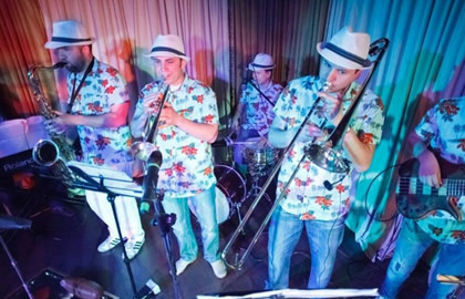 Muchachos Band. Афро-кубинская и латиноамериканская музыка Muchachos Band. Афро-кубинская и латиноамериканская музыка