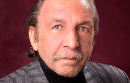 Павел Бобров