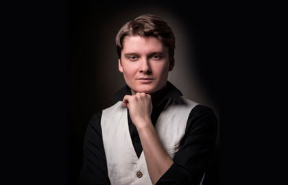 Игорь Новиков