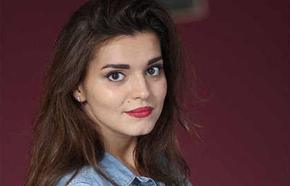 Алина Балахонова