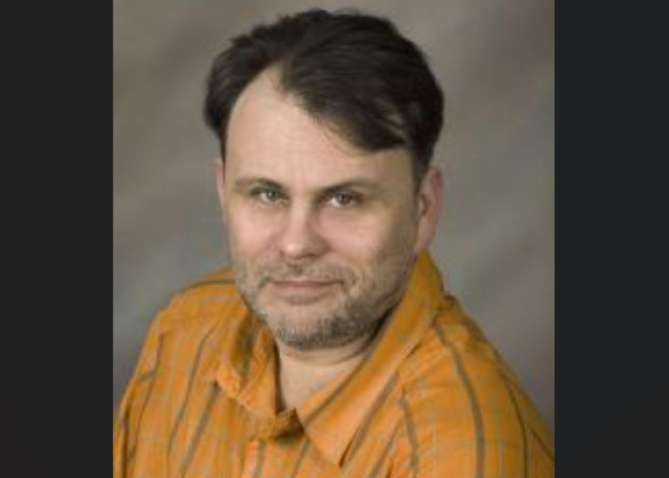 Актер Сергей Усков
