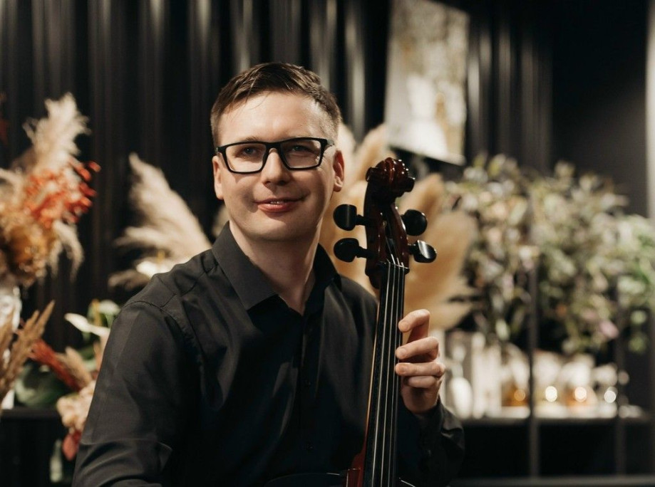 Музыкант Сергей Николин