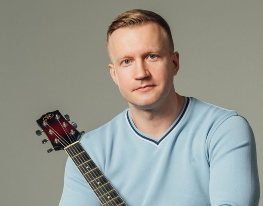 Автор Сергей Тимошено