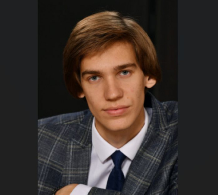 Актер Даниил Урбель