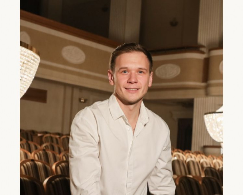Актер Андрей Потереба