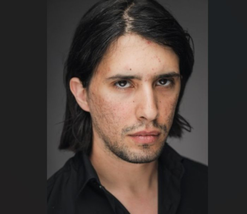 Актер Антон Соболев