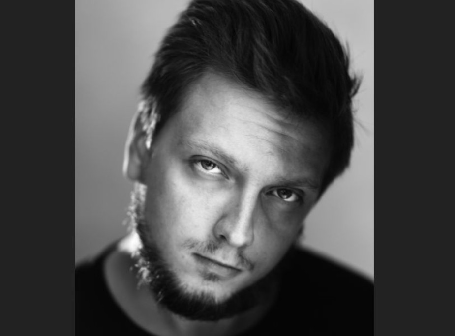 Актер Михаил Семенов