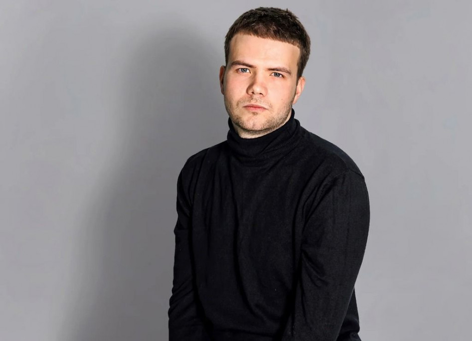 Актер Иван Холов