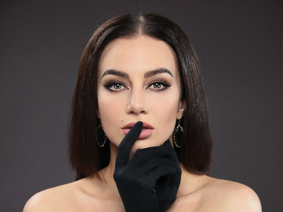 Певица Ольга Толкмит