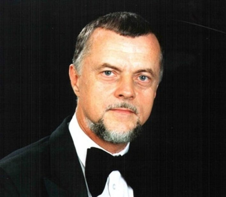 Дирижер Александр Клейменов
