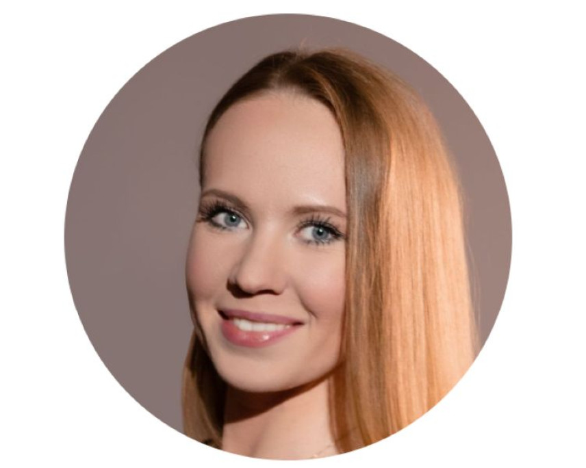 Актриса Дарина Строчкова