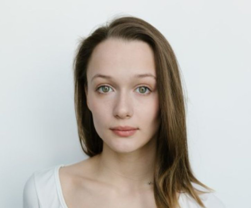 Актриса Алена Васина