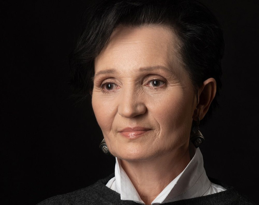 Художник Лариса Микина-Прободяк
