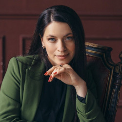 Александра Зарянкина