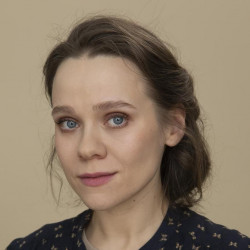 Анна Эйвазова