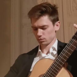 Егор Свеженцев