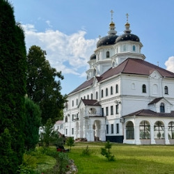 Пасхальное чудо Сольбы (Необыкновенная Пасхальная ночь в Николо-Сольбинском монастыре)
