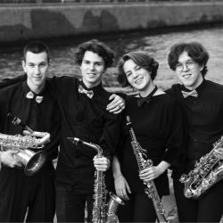 Шедевры барокко на саксофонах при свечах