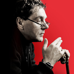 Сергей Маковецкий