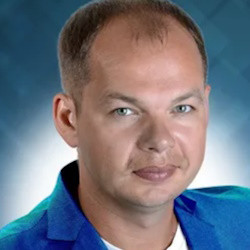 Алексей Брянцев