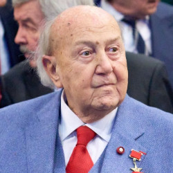 Зураб Церетели