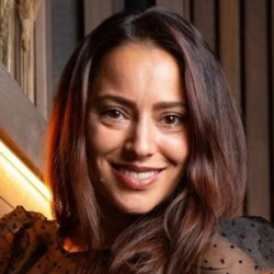 Елена Йованович