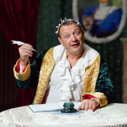 Женится Вам надо, Барин!